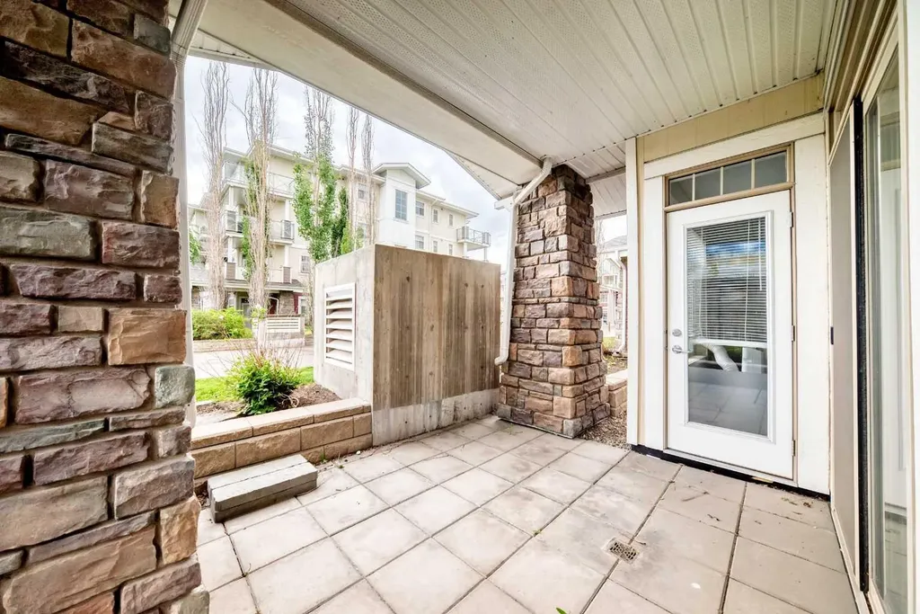 22 Auburn Bay Link SE Calgary AB T3M 1Z8