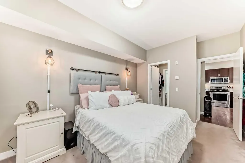 22 Auburn Bay Link SE Calgary AB T3M 1Z8