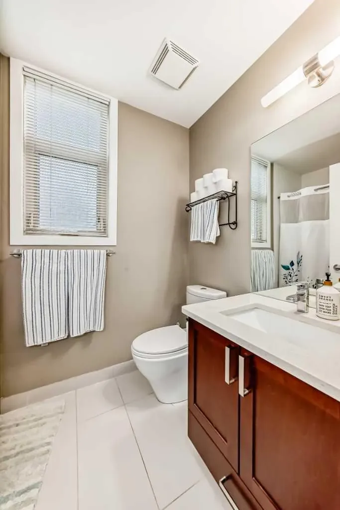 22 Auburn Bay Link SE Calgary AB T3M 1Z8
