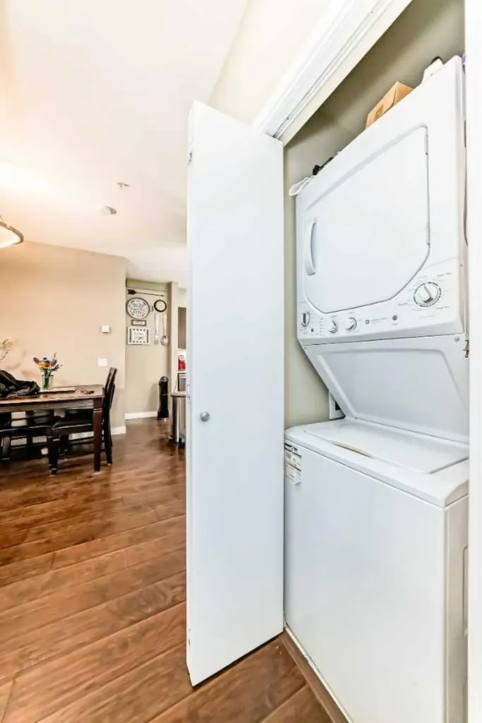 22 Auburn Bay Link SE Calgary AB T3M 1Z8