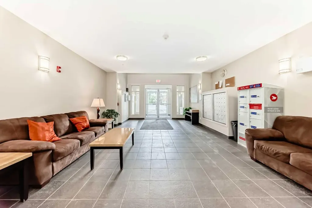 22 Auburn Bay Link SE Calgary AB T3M 1Z8