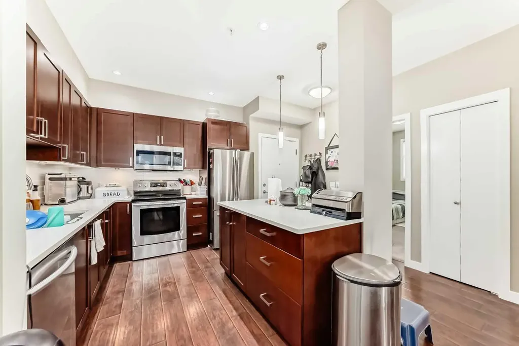 22 Auburn Bay Link SE Calgary AB T3M 1Z8