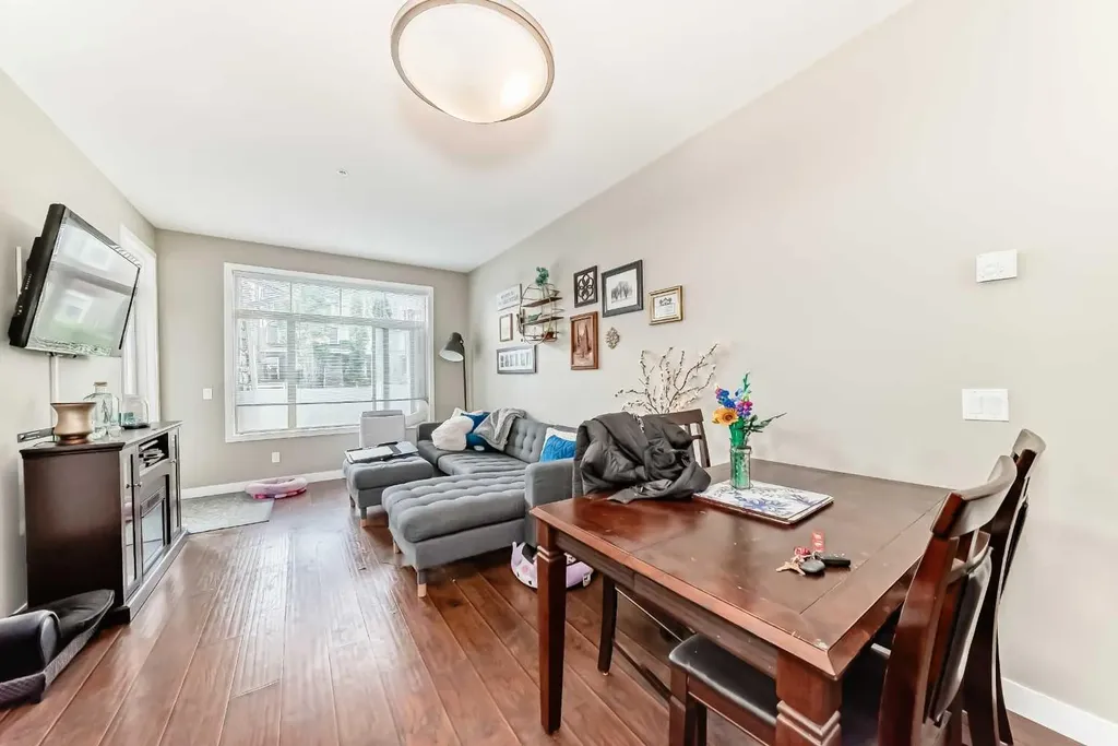 22 Auburn Bay Link SE Calgary AB T3M 1Z8