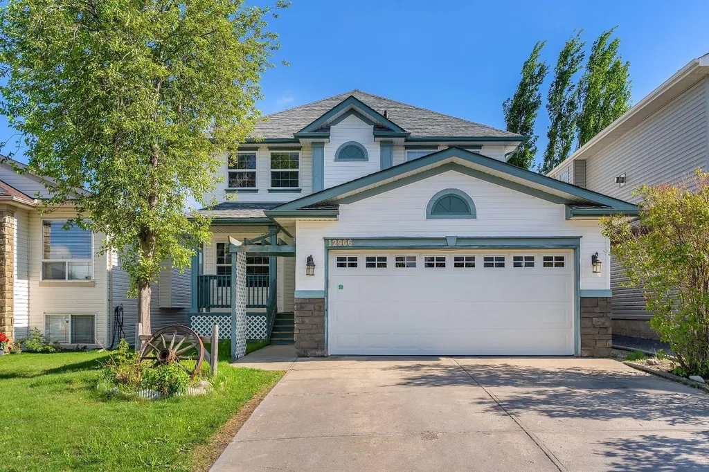 12966 Coventry Hills Way NE Calgary AB T3K5R2