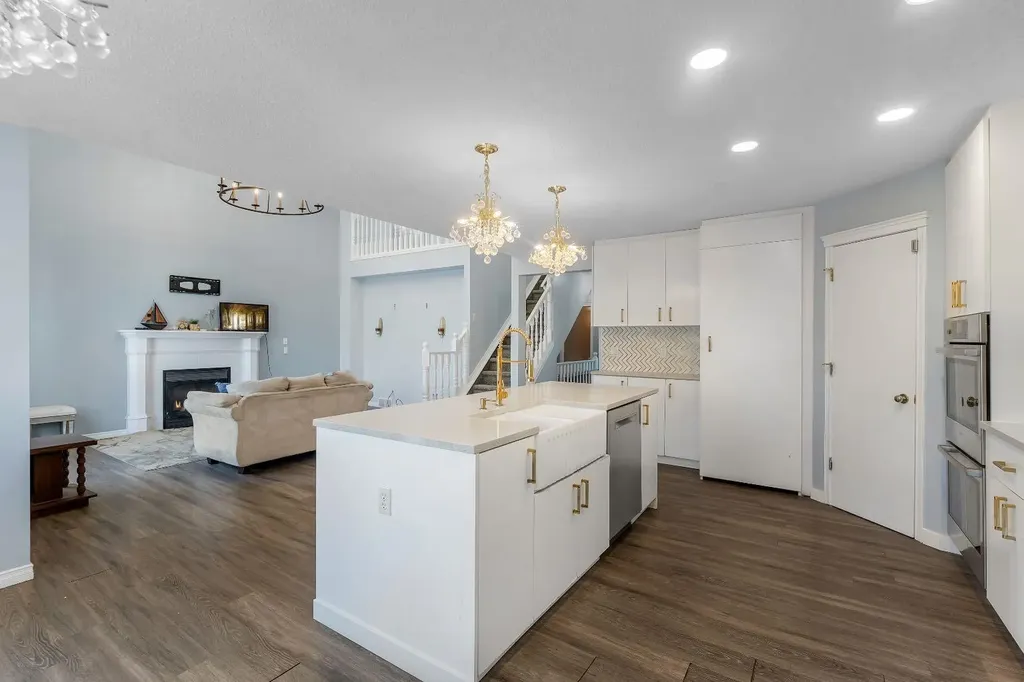 12966 Coventry Hills Way NE Calgary AB T3K5R2