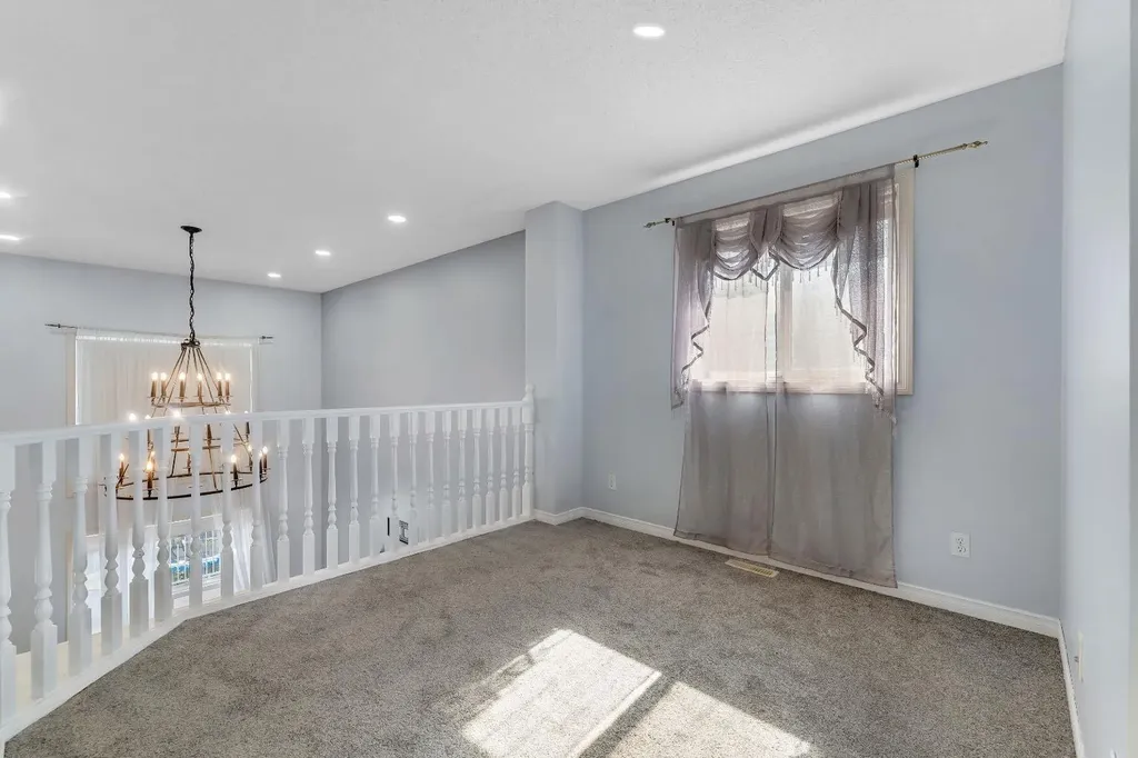 12966 Coventry Hills Way NE Calgary AB T3K5R2