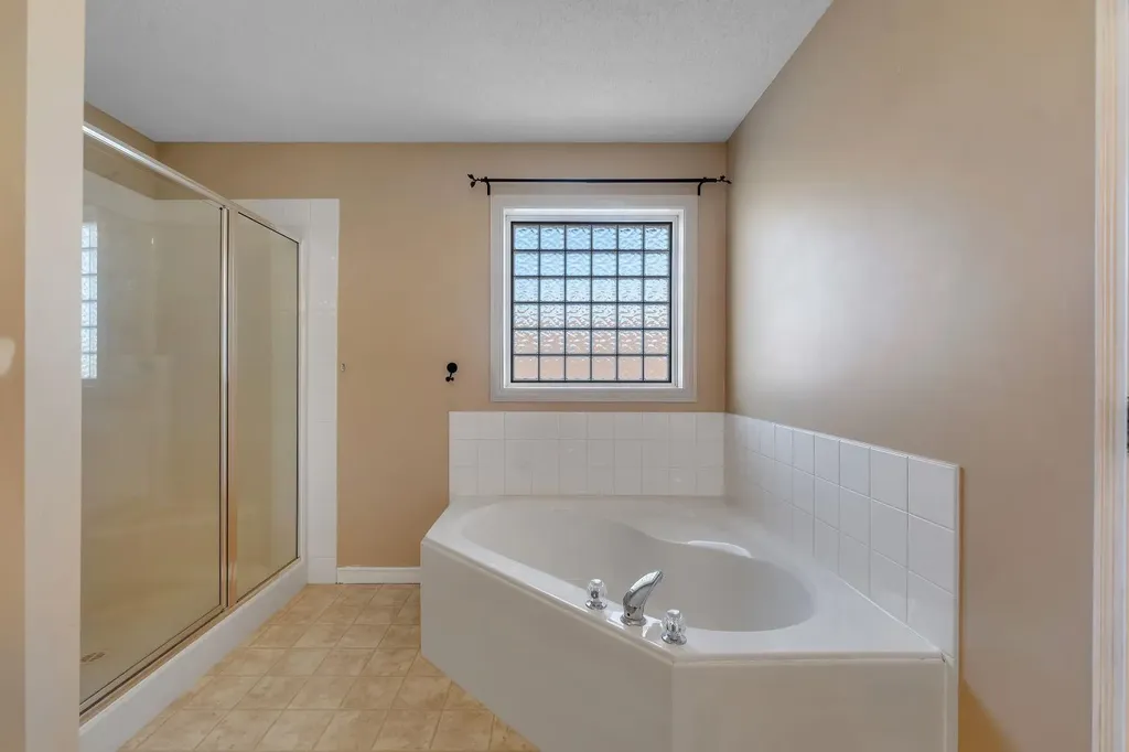 12966 Coventry Hills Way NE Calgary AB T3K5R2