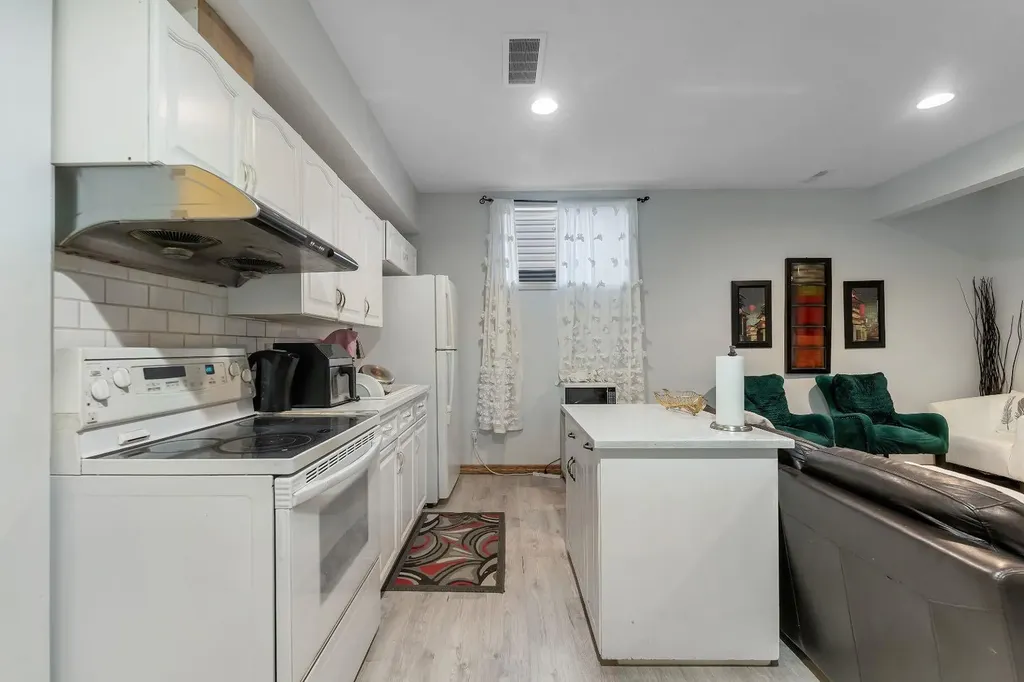 12966 Coventry Hills Way NE Calgary AB T3K5R2