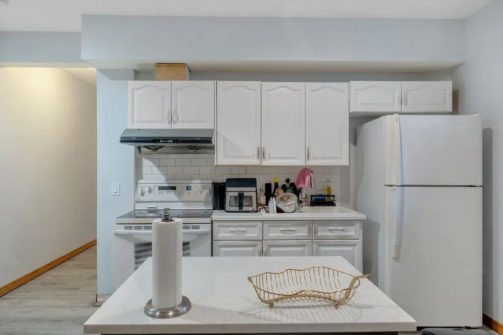 12966 Coventry Hills Way NE Calgary AB T3K5R2