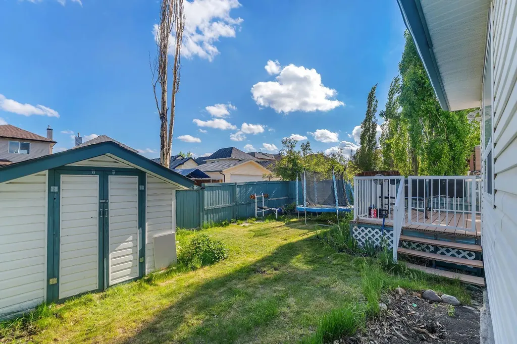 12966 Coventry Hills Way NE Calgary AB T3K5R2