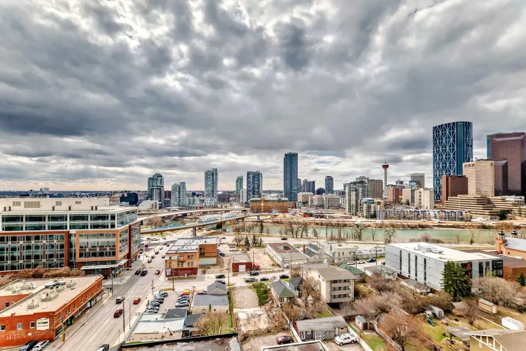 123 4 Street NE Calgary AB T2E 3S2