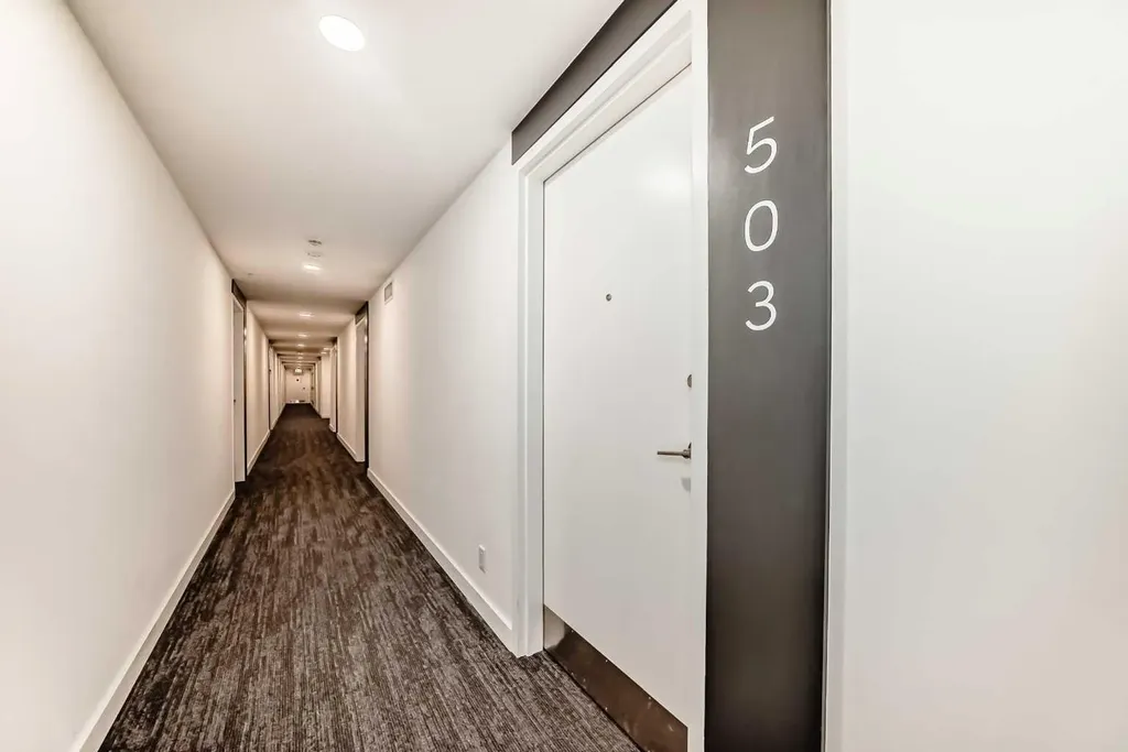 123 4 Street NE Calgary AB T2E 3S2