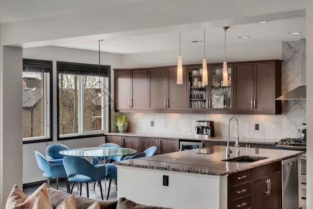 55 Evanspark Circle NW Calgary AB T3P 0B4