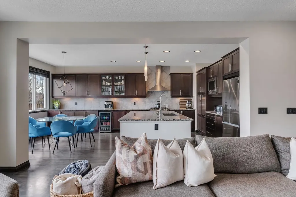 55 Evanspark Circle NW Calgary AB T3P 0B4