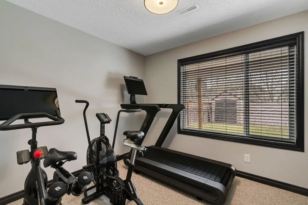 55 Evanspark Circle NW Calgary AB T3P 0B4