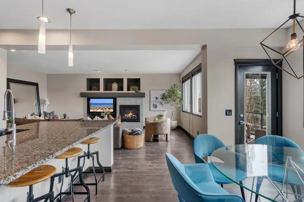 55 Evanspark Circle NW Calgary AB T3P 0B4