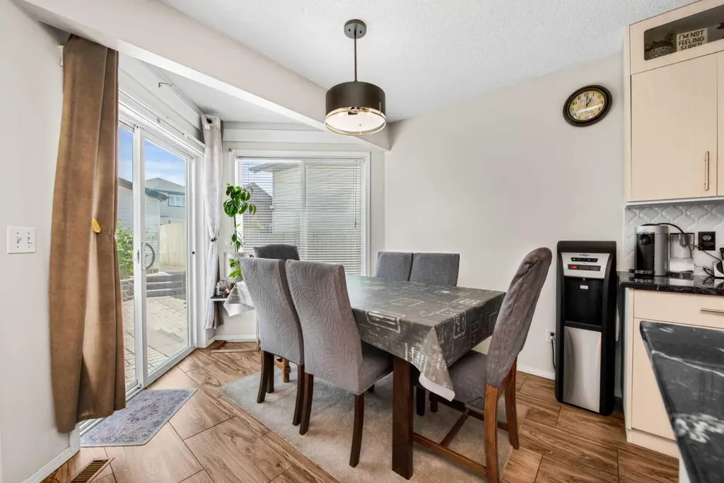 216 Taracove Road NE Calgary AB T3J 5A2