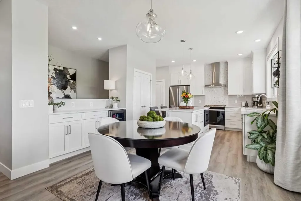 20 Silverado Crest Park SW Calgary AB T2X 4L3