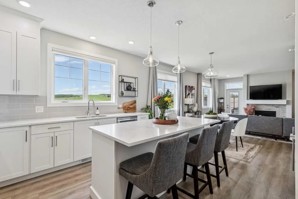 20 Silverado Crest Park SW Calgary AB T2X 4L3