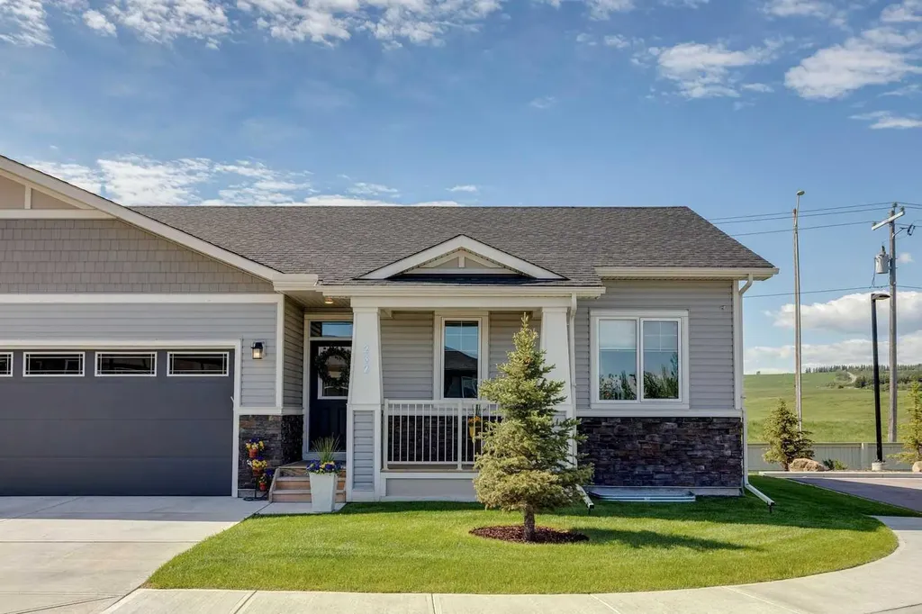 20 Silverado Crest Park SW Calgary AB T2X 4L3
