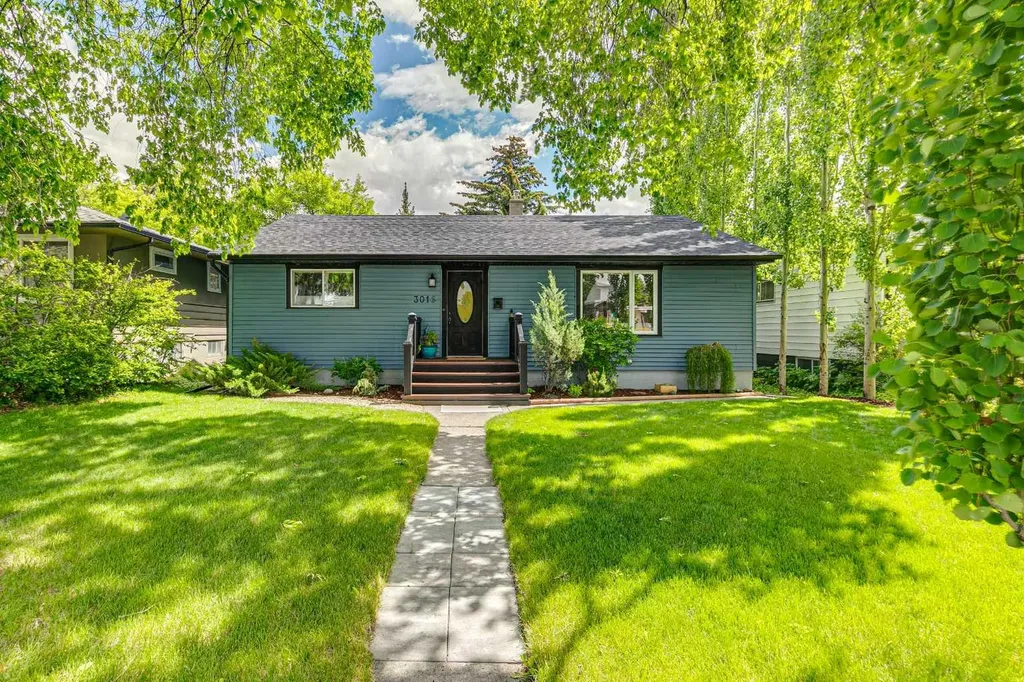 3016 29 Street SW Calgary AB T3E2L1