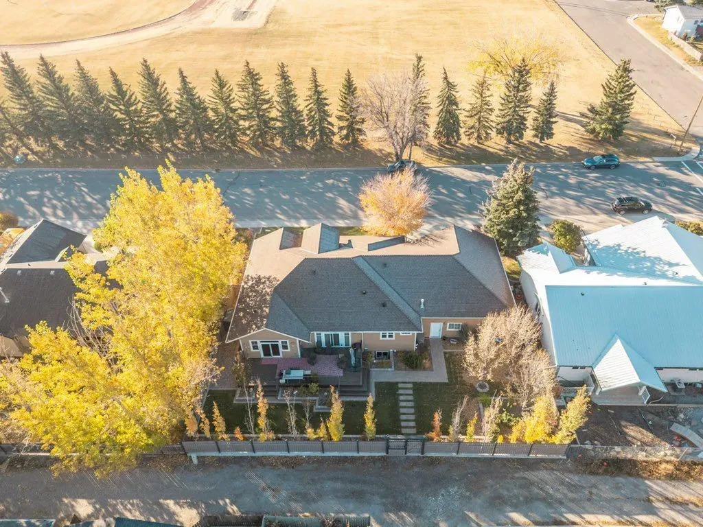 621 18 Street Fort Macleod AB T0L 0Z0