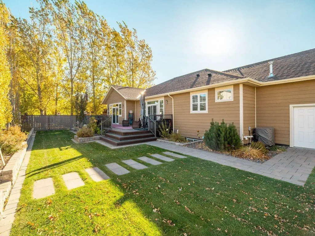 621 18 Street Fort Macleod AB T0L 0Z0