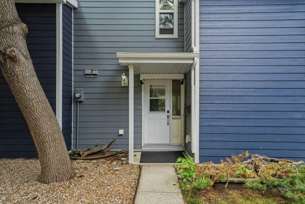 97 Grier Place NE Calgary AB T2K 5Y5