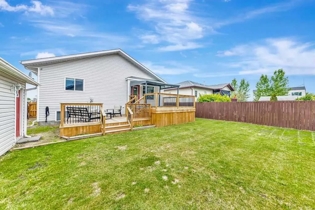4109 66 Avenue Lloydminster AB T9V2Y3