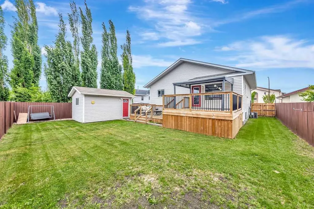 4109 66 Avenue Lloydminster AB T9V2Y3