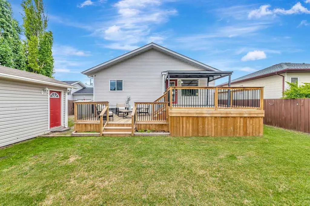 4109 66 Avenue Lloydminster AB T9V2Y3