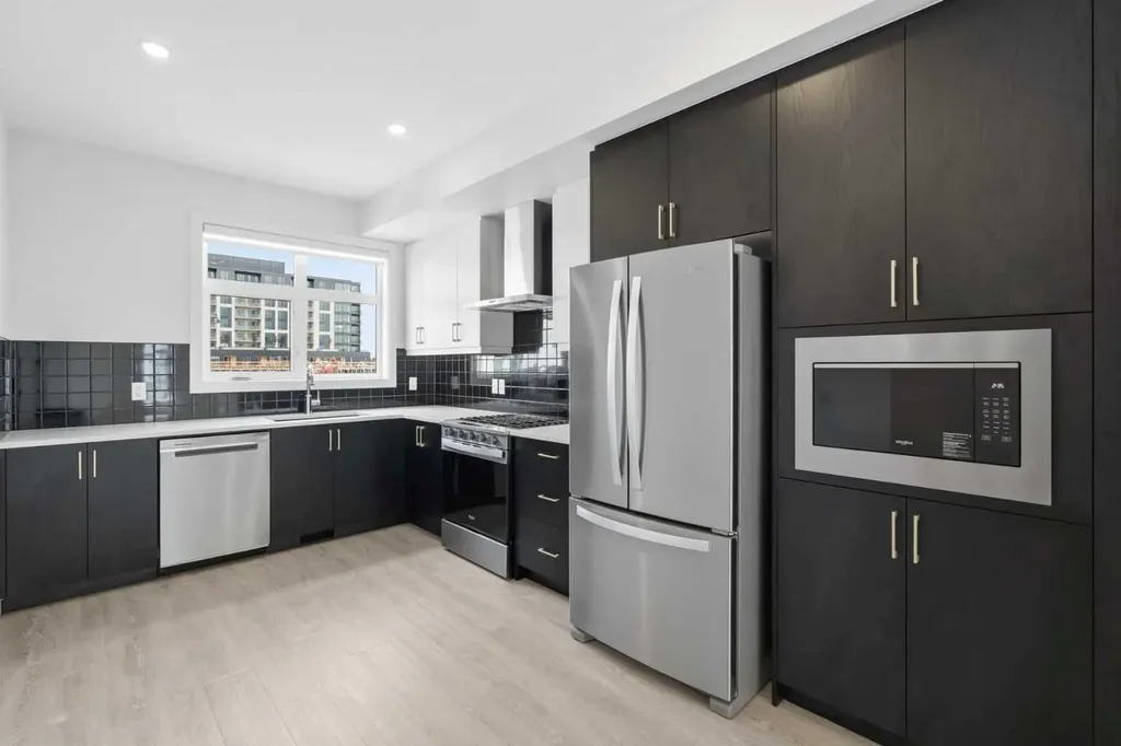 8235 8 Avenue SW Calgary AB T3H 6H2