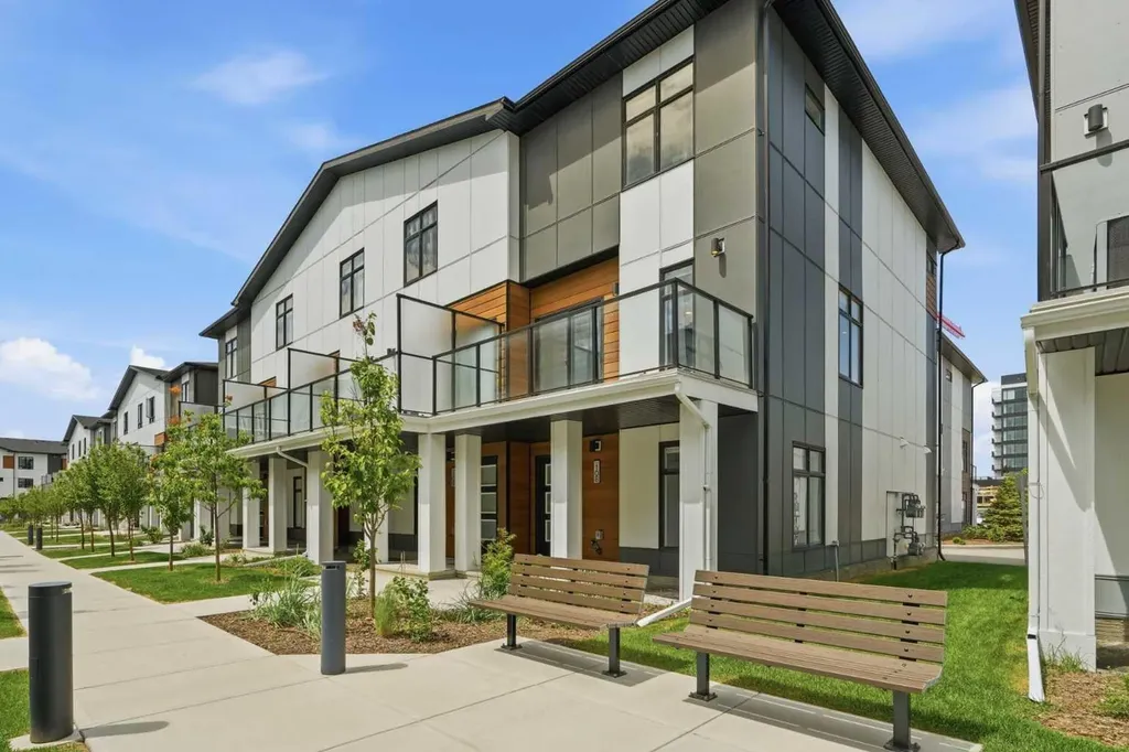 8235 8 Avenue SW Calgary AB T3H 6H2