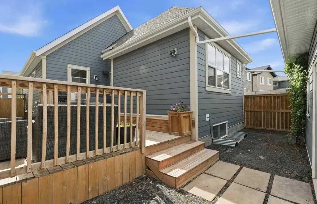 237 Mahogany Parade SE Calgary AB T3M 2J9