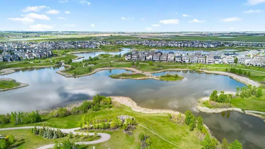 237 Mahogany Parade SE Calgary AB T3M 2J9