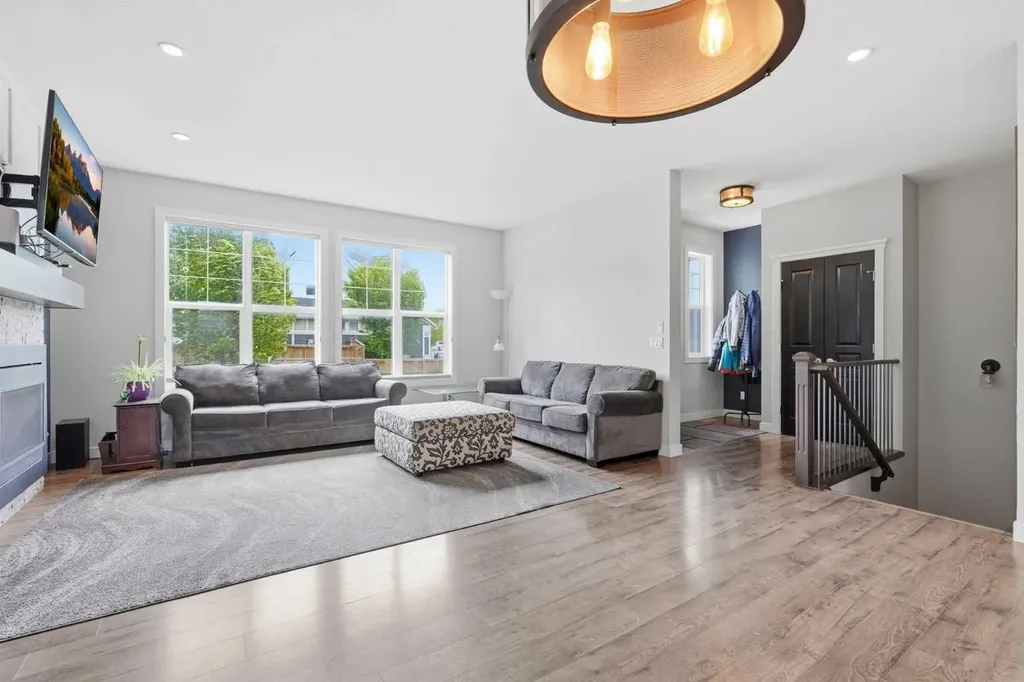 237 Mahogany Parade SE Calgary AB T3M 2J9