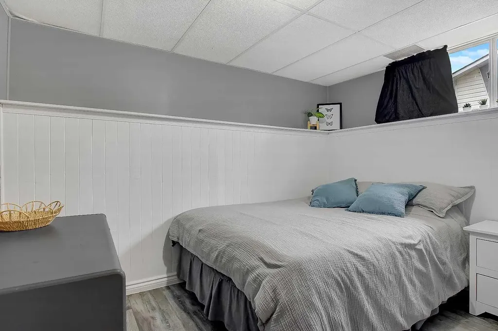 11219 92b Street Grande Prairie AB T8V 3G8