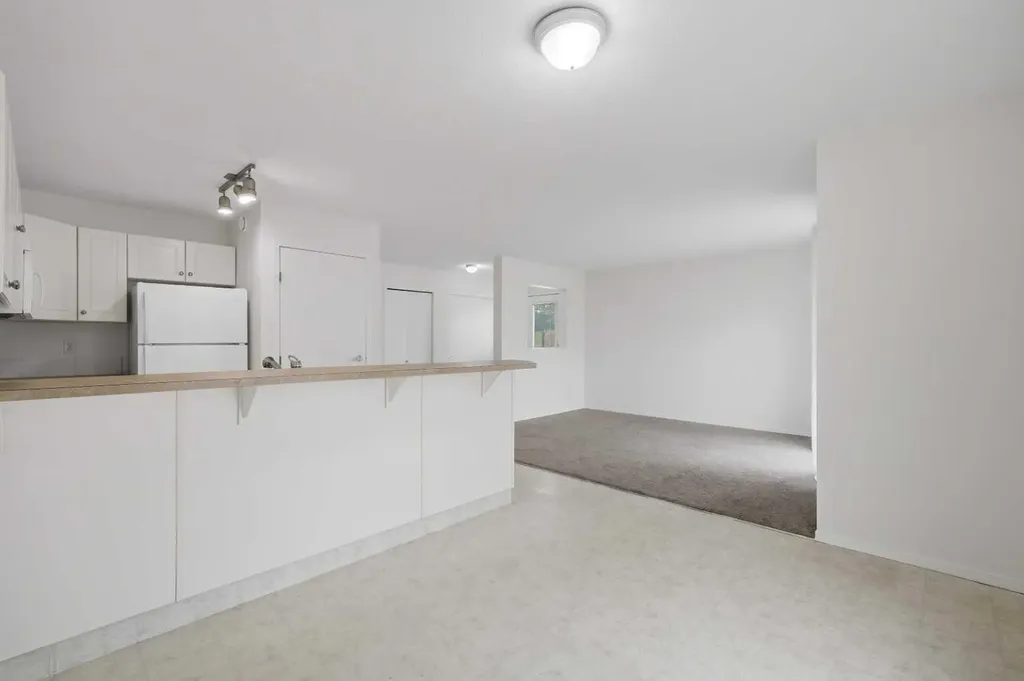 20 Jacobs Close Red Deer AB T4P 4C9
