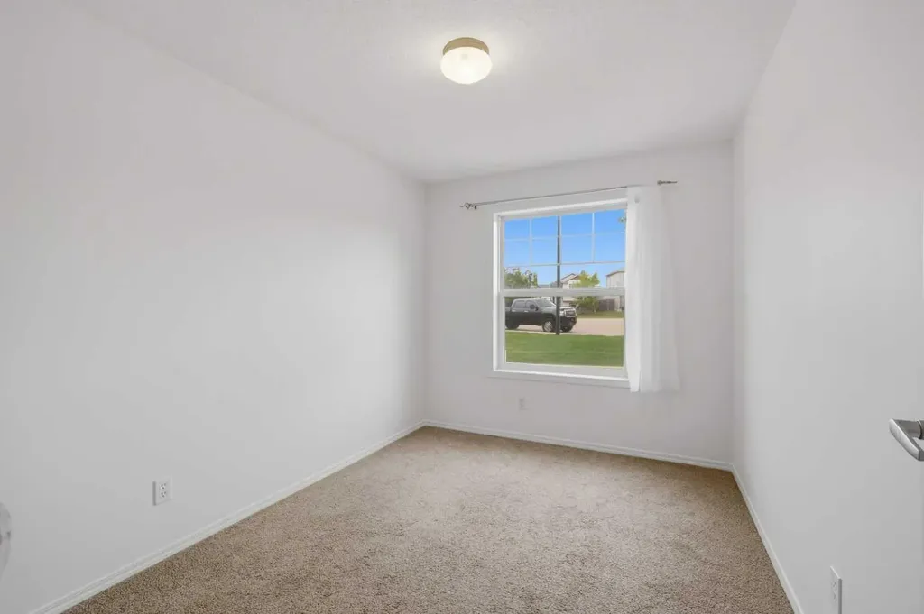 20 Jacobs Close Red Deer AB T4P 4C9