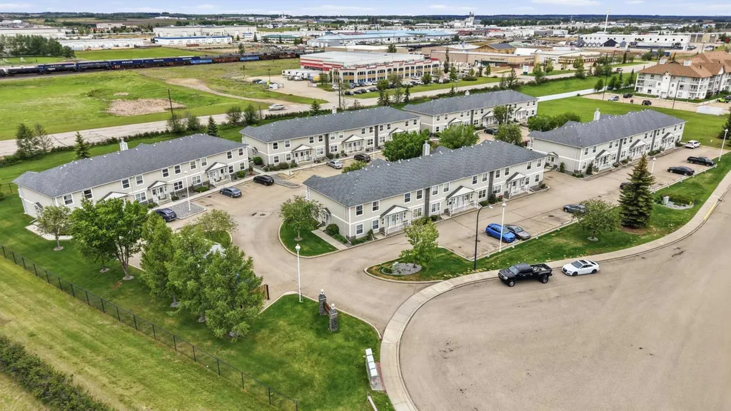 20 Jacobs Close Red Deer AB T4P 4C9