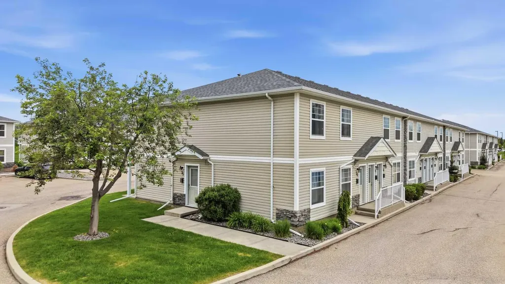 20 Jacobs Close Red Deer AB T4P 4C9
