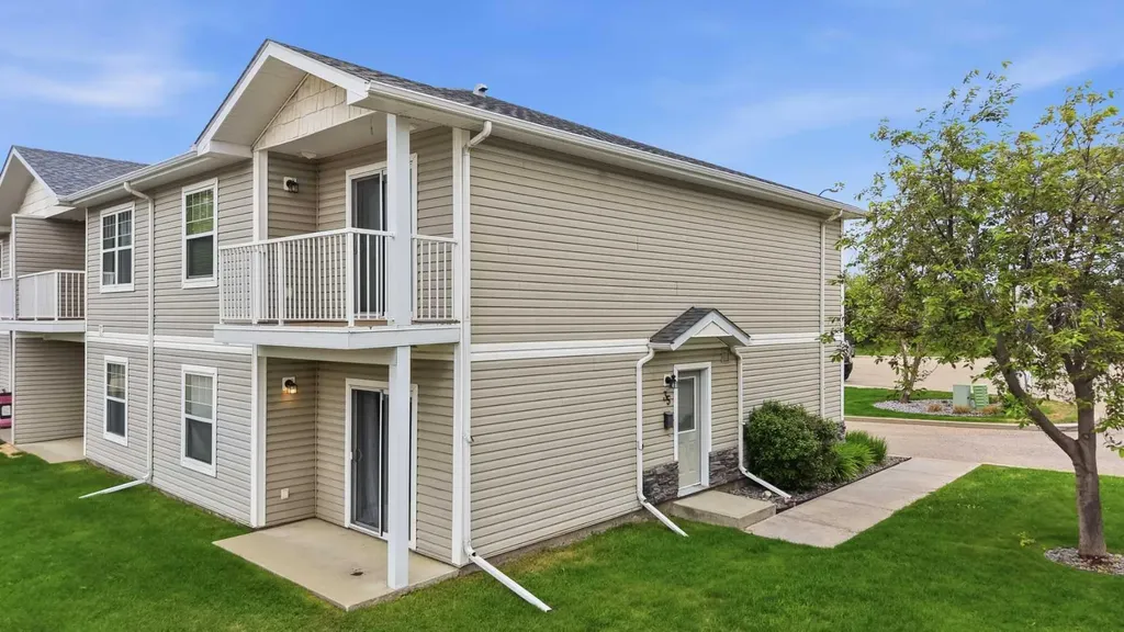 20 Jacobs Close Red Deer AB T4P 4C9