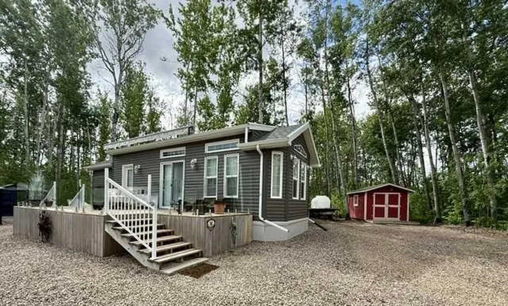63163 Range Road 3224 Lac Des Iles SK S0M 1A0