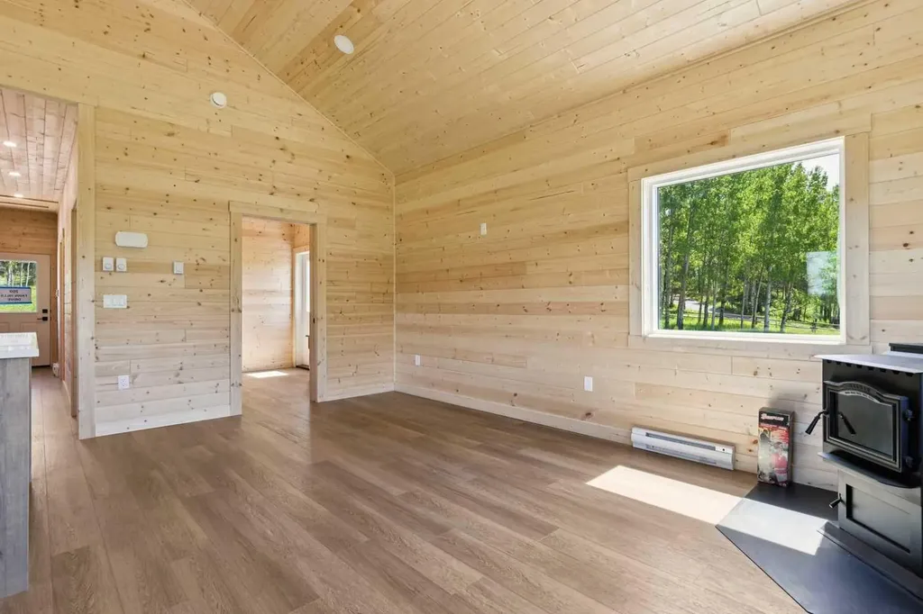 200 Fawn Hills Drive Bragg Creek AB T0L0K0