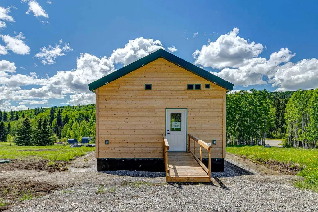200 Fawn Hills Drive Bragg Creek AB T0L0K0