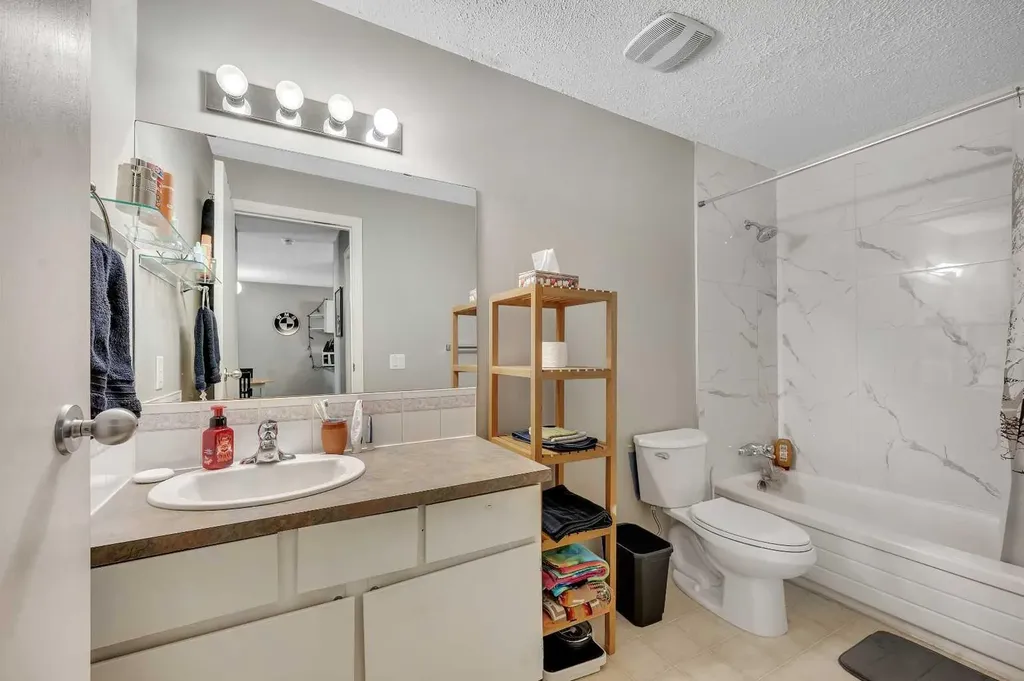 110 20 Avenue NE Calgary AB T2E 1P7