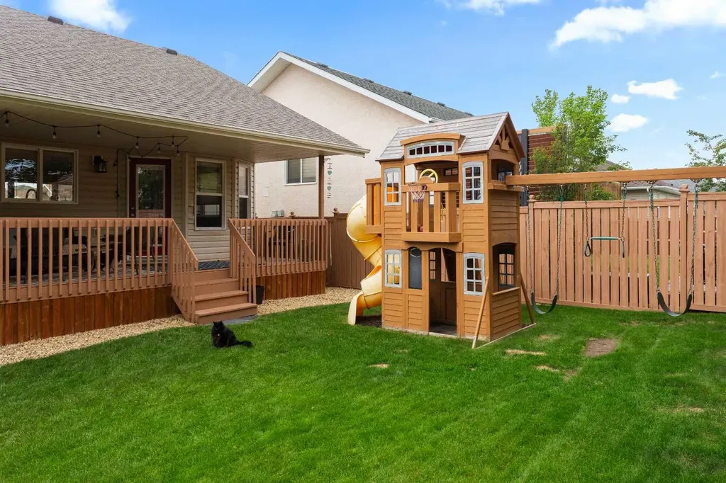 6807 37a Avenue Camrose AB T4V 5B8