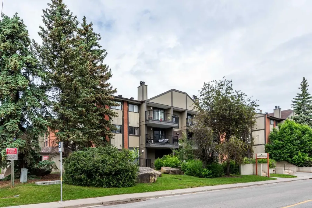 13045 6 Street SW Calgary AB T2W5H1
