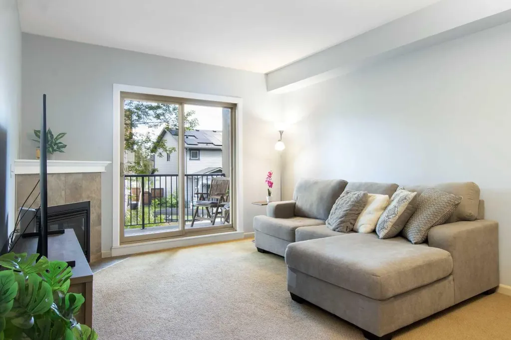 52 Cranfield Link SE Calgary AB T3M0N9