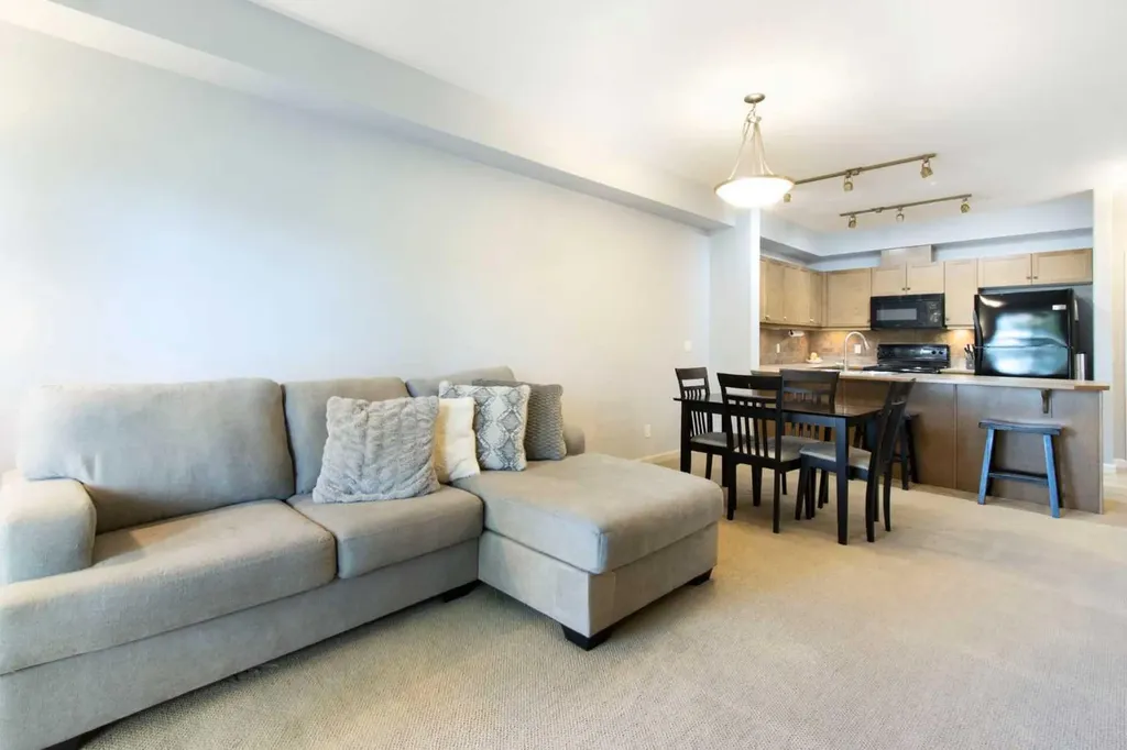 52 Cranfield Link SE Calgary AB T3M0N9
